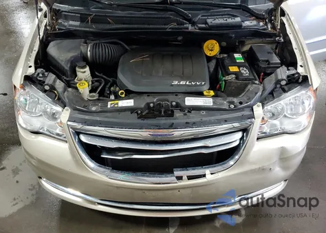 2015 Chrysler Town & Country Touring L from USA, damaged, VIN 2C4RC1CGXFR609799